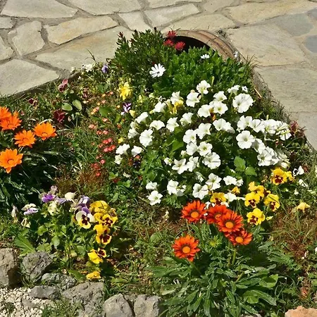 Casa vacanze The Avra Gardens Ágios Ioánnis