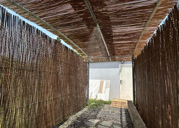 بيت للعطل The Avra Gardens *